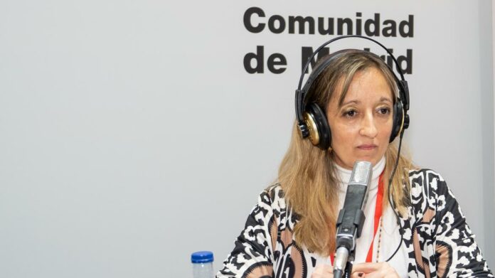 Marina Parra en la radio